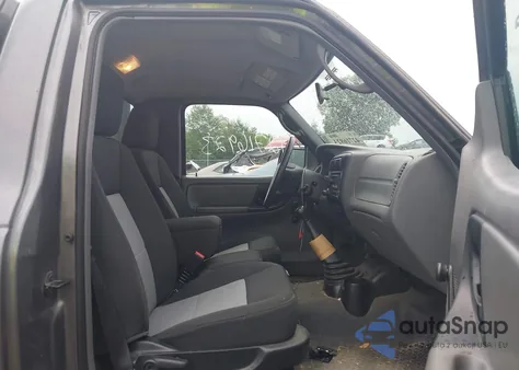 2011 Ford Ranger Xl z USA, uszkodzony, nr VIN 1FTKR1AD0BPA58965